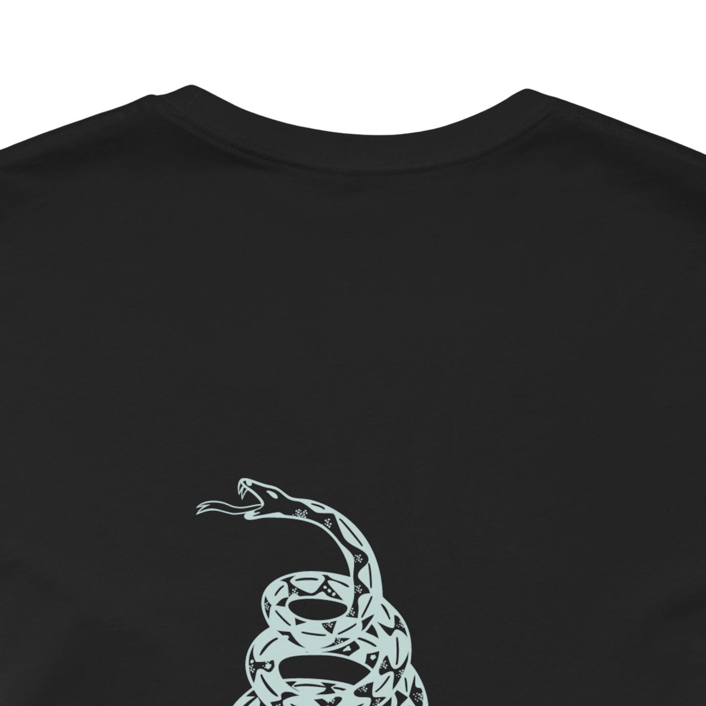 Don't Tread On Me - Unisex short sleeve Tee